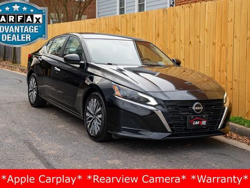 Used 2023 Nissan Altima 2.5 SV image 3