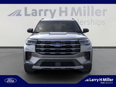 New 2026 Ford Explorer Active image 6