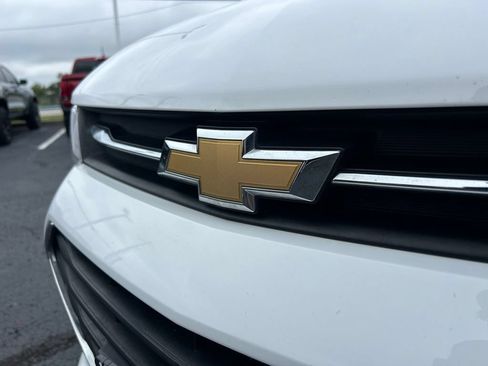 Used 2020 Chevrolet Trax LT FWD image 10