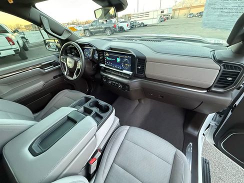 Used 2023 Chevrolet Silverado 1500 RST image 32