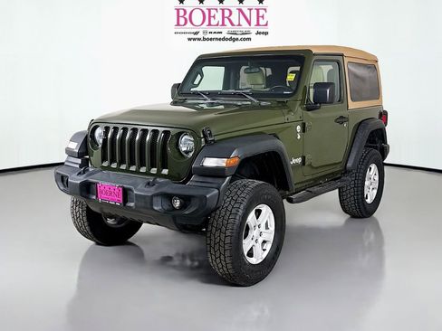 Used 2021 Jeep Wrangler Sport image 3