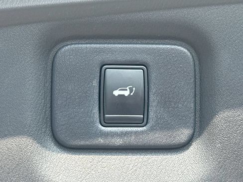 Used 2018 INFINITI QX60 Luxe w/ Deluxe Technology Package AWD/4WD image 16