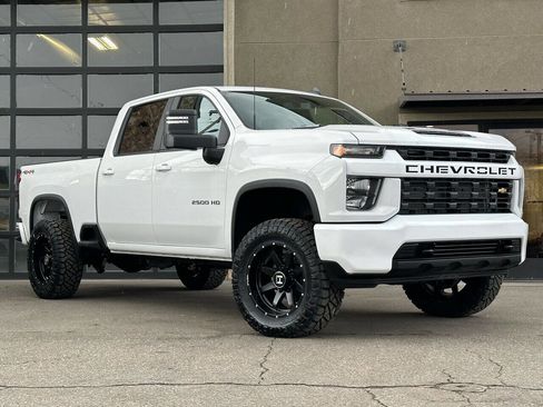 Used 2022 Chevrolet Silverado 2500 LT w/ Fleet Comfort Package AWD/4WD image 1