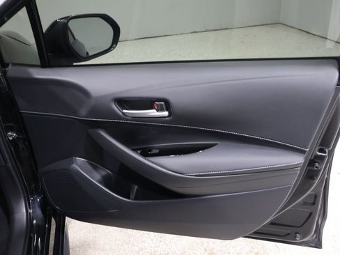 Used 2024 Toyota Corolla SE image 23