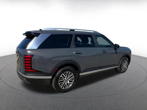 Used 2026 Hyundai Palisade SEL FWD image 14