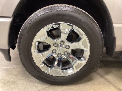 Used 2019 RAM 1500 Big Horn image 9