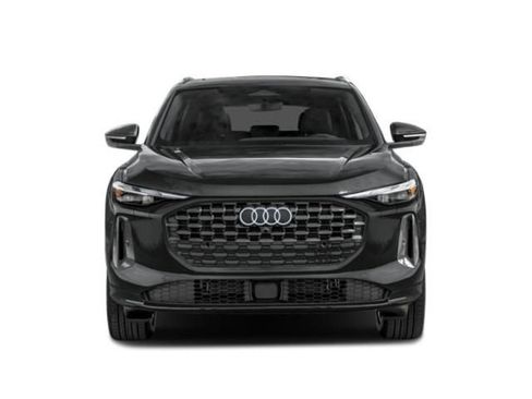 Certified 2025 Audi Q5 Premium image 4
