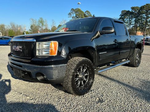 Used 2011 GMC Sierra 1500 SLT w/ Max Trailering Pack AWD/4WD image 3
