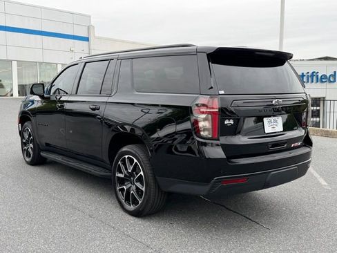 Certified 2023 Chevrolet Suburban RST w/ Luxury Package AWD/4WD image 14
