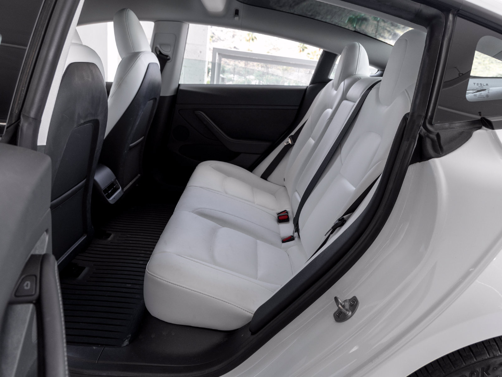 Used 2023 Tesla Model 3 Standard Range RWD image 19