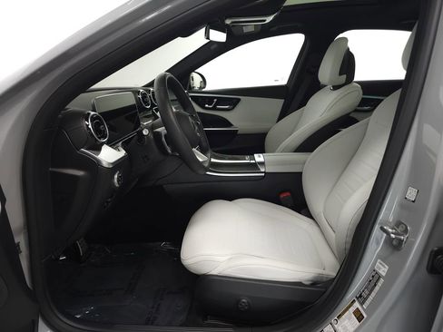 Certified 2026 Mercedes-Benz C 300 4MATIC Sedan image 7