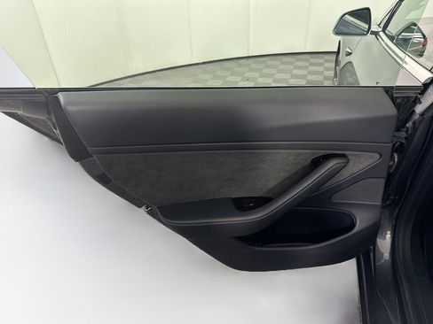 Used 2019 Tesla Model 3 Long Range AWD/4WD image 26