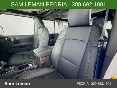 New 2026 Jeep Wrangler Sahara image 21