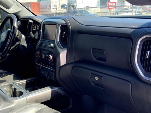 Used 2020 Chevrolet Silverado 2500 LTZ w/ LTZ Plus Package image 23