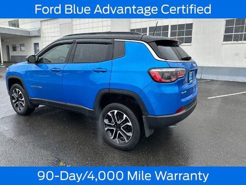 Used 2023 Jeep Compass Limited AWD/4WD image 5