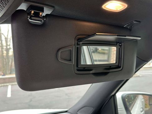 Certified 2025 Mercedes-Benz GLB 250 4MATIC image 27