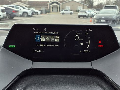 Used 2024 Toyota Prius XLE image 18