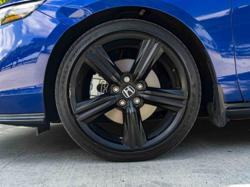 Used 2025 Honda Accord Sport image 14