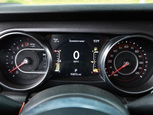 Used 2022 Jeep Gladiator Mojave w/ Cold Weather Group AWD/4WD image 7