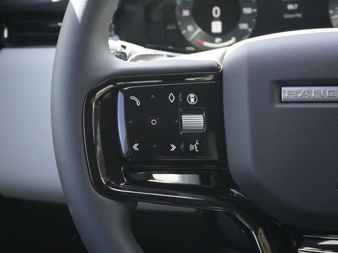 New 2026 Land Rover Range Rover Evoque S image 12