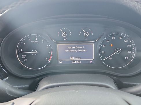 Used 2019 Buick Regal Essence w/ Driver Confidence Package I image 16