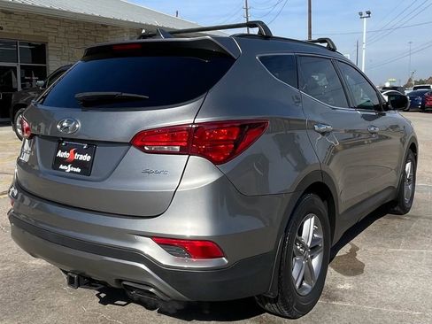 Used 2017 Hyundai Santa Fe Sport FWD image 5