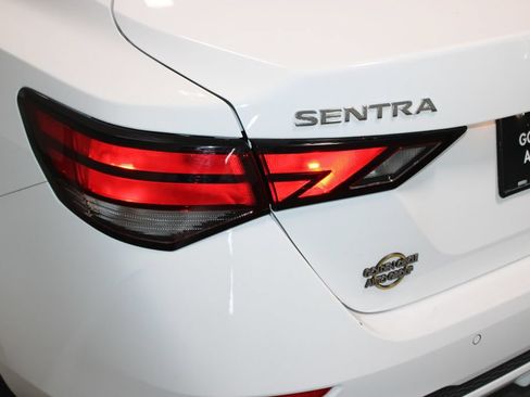 Used 2025 Nissan Sentra SV FWD image 50