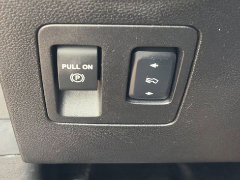 Used 2018 Ford F150 XLT w/ Equipment Group 302A Luxury image 26