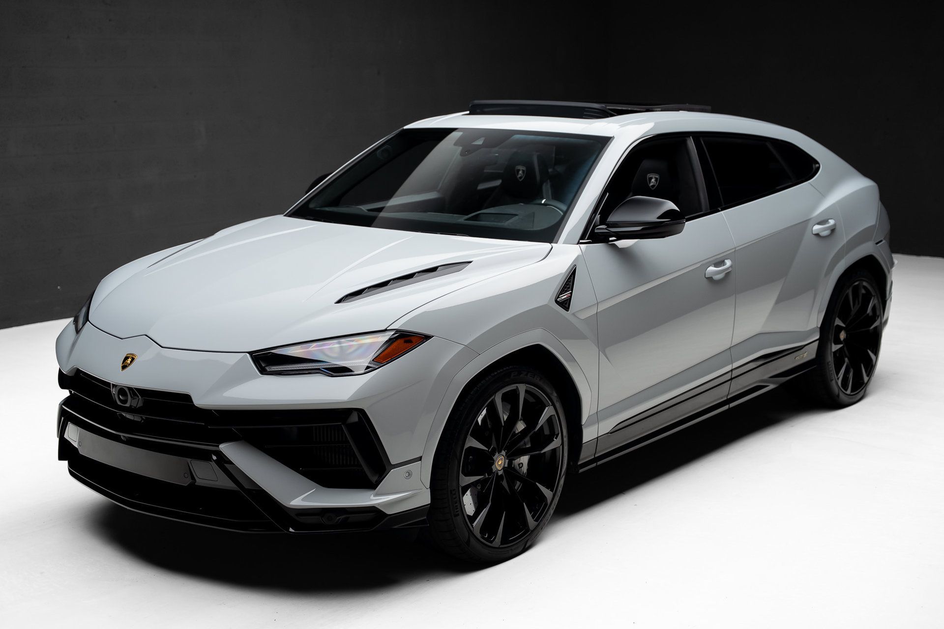 Used 2024 Lamborghini Urus S AWD/4WD image 5