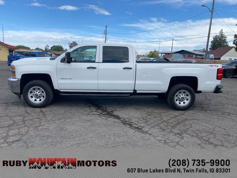 Used 2017 Chevrolet Silverado 3500 W/T w/ WT Fleet Convenience Package AWD/4WD image 4