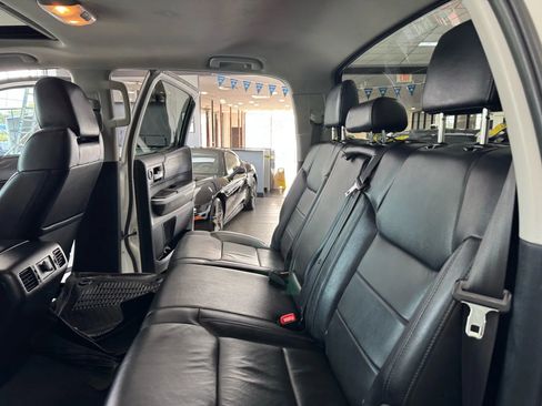 Used 2017 Toyota Tundra Limited w/ Limited Premium Package image 19