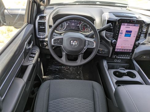 New 2026 RAM 3500 Big Horn AWD/4WD image 14