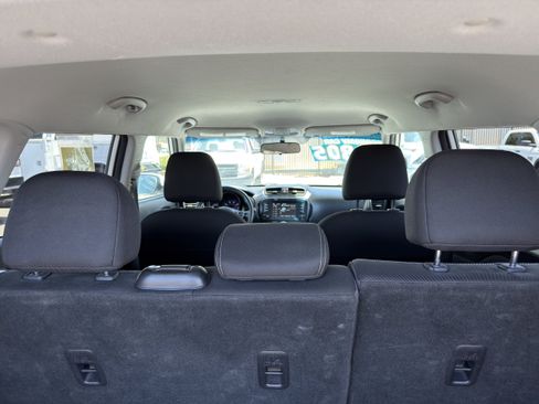 Used 2019 Kia Soul + FWD image 16
