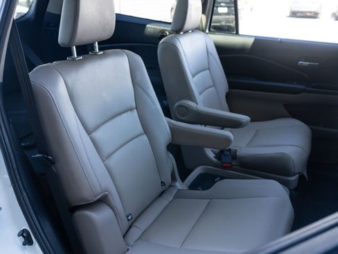 Used 2019 Honda Pilot Elite image 23