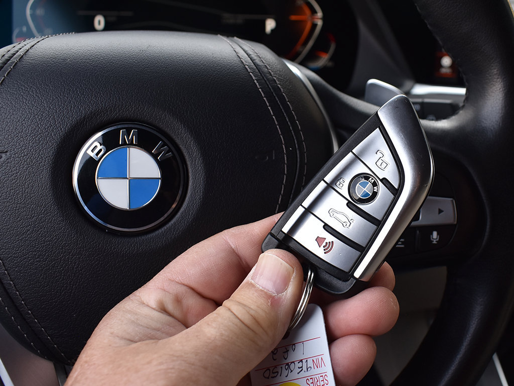 Used 2021 BMW X5 xDrive40i w/ Convenience Package AWD/4WD image 12
