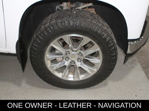 Used 2020 Chevrolet Silverado 1500 LTZ AWD/4WD image 6