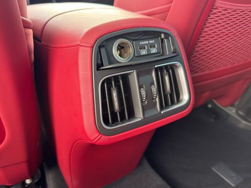 Certified 2023 Maserati Levante Modena AWD/4WD image 28