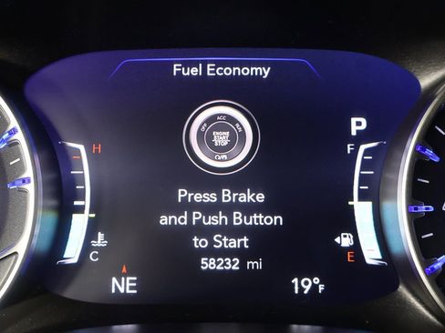 Used 2020 Chrysler Pacifica Touring-L Plus image 42