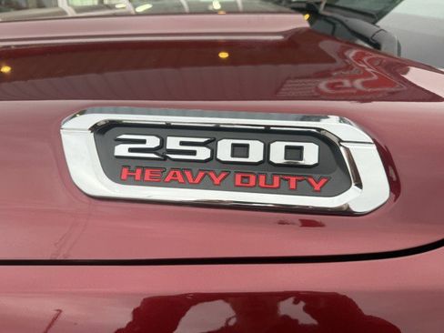 Used 2024 RAM 2500 Tradesman w/ Chrome Appearance Group image 16