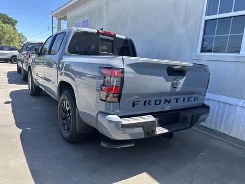 New 2026 Nissan Frontier SV RWD image 2