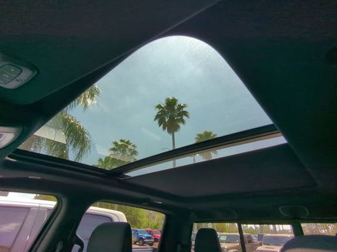 New 2026 RAM 1500 4x4 Crew Cab image 23