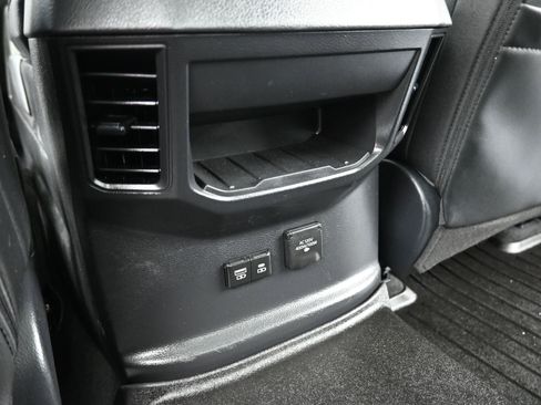 Used 2025 Toyota Tundra Limited image 16