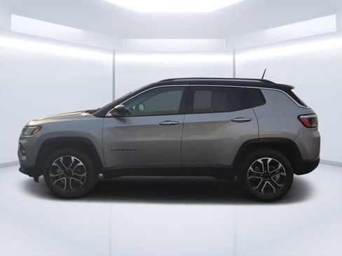 Used 2022 Jeep Compass Limited AWD/4WD image 6