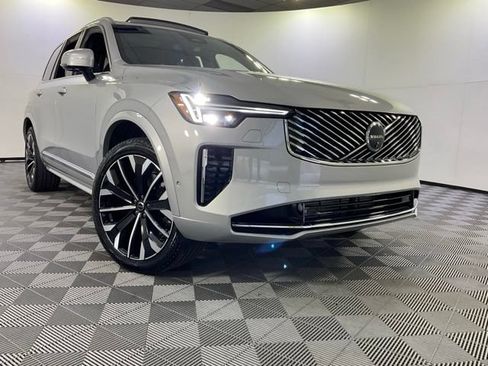 Certified 2025 Volvo XC90 T8 Ultra AWD/4WD image 47