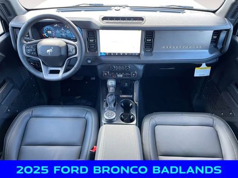 New 2025 Ford Bronco Badlands image 10