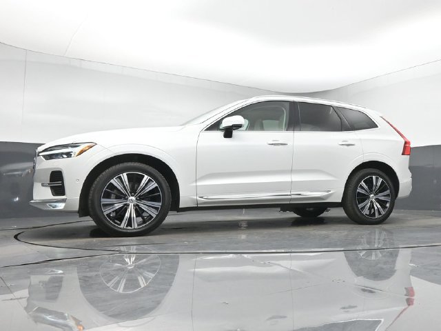 Used 2023 Volvo XC60 B5 Plus w/ Protection Package Premier FWD image 13