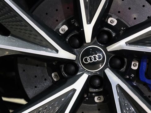 Used 2022 Audi RS 7 Sportback image 12