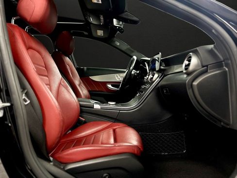 Used 2019 Mercedes-Benz C 300 4MATIC Sedan image 23