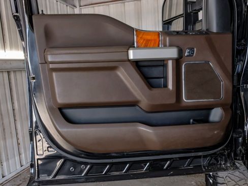 Used 2018 Ford F350 King Ranch w/ King Ranch Ultimate Package image 44