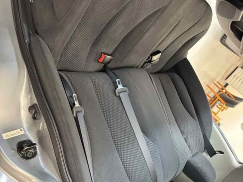 Used 2012 Nissan Versa 1.8 S image 18